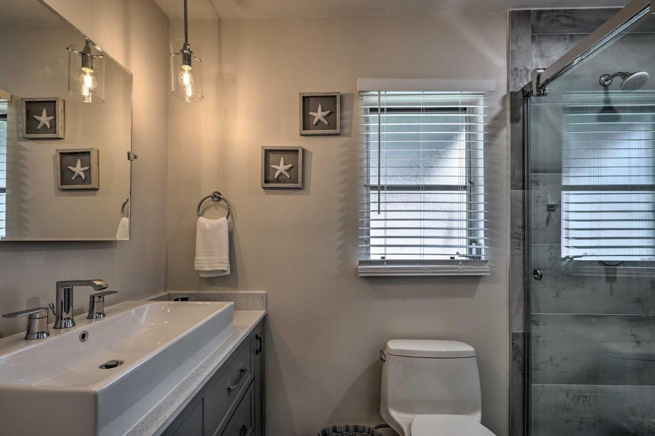 Naples Oasis With Screened Pool, Bike To Beach! Eksteriør billede