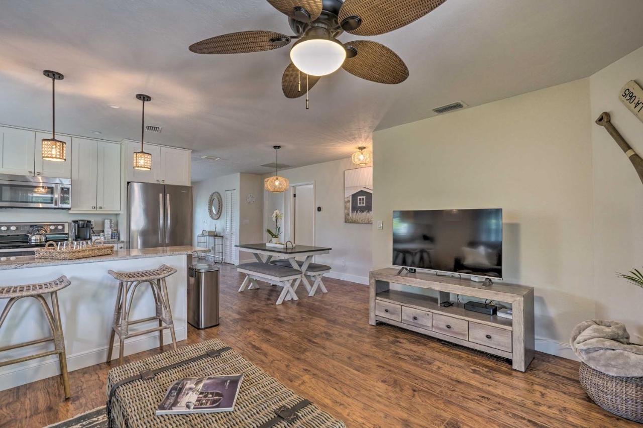 Naples Oasis With Screened Pool, Bike To Beach! Eksteriør billede